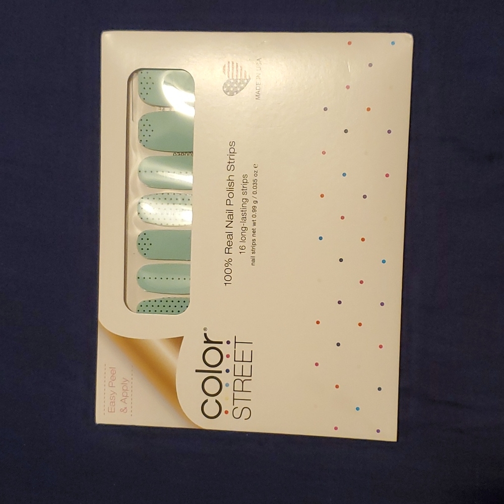 Color Street nail polish strips